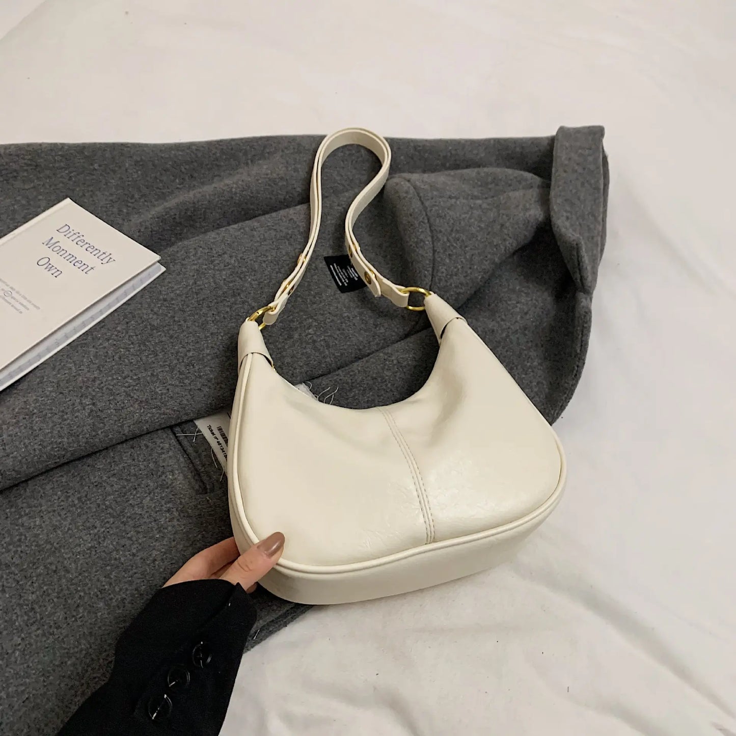Women's Solid Color Zipper Shoulder Bag